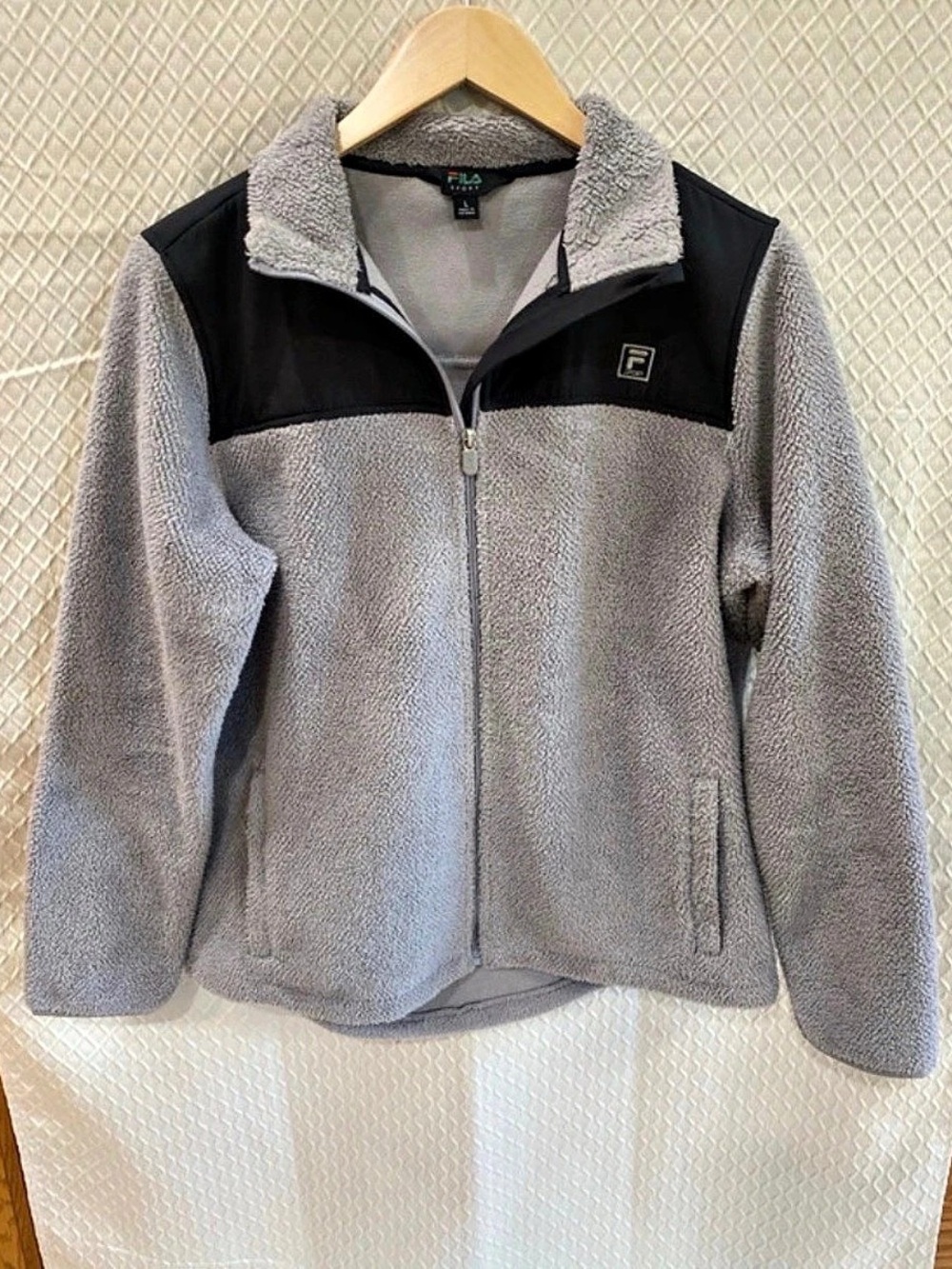 FILA Gray & Black Fleece Jacket Size Large